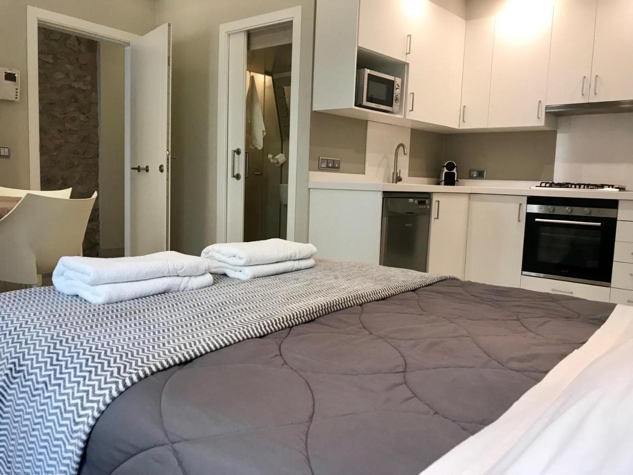 L' Escala Apartamentos Can Quim מראה חיצוני תמונה